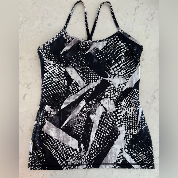 lululemon athletica Tops - Lululemon Power Y Tank, Sz 8, EXCELLENT condition